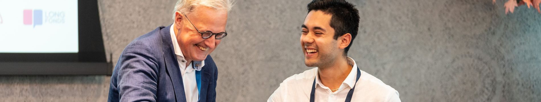 Header Awarding Stikker