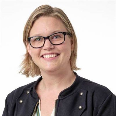 Dr. Corry-Anke Brandsma Dr. Corry-Anke Brandsma